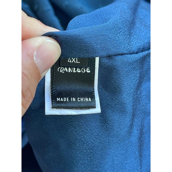 Womens 4x blue vneck blouse - Picture 3 of 3